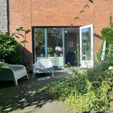 Lovely 1 Bedroom With Garden Apartamento