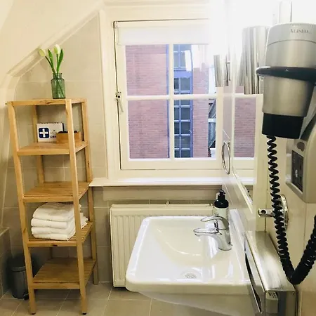 Little Tulip Guest house *