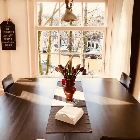 Guest house Little Tulip