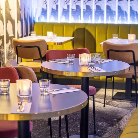 Hotel Mercure North Station 4*