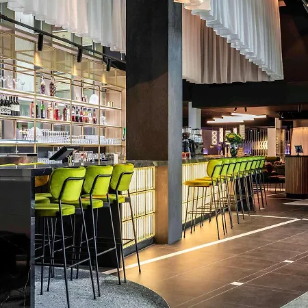 Mercure North Station 4*