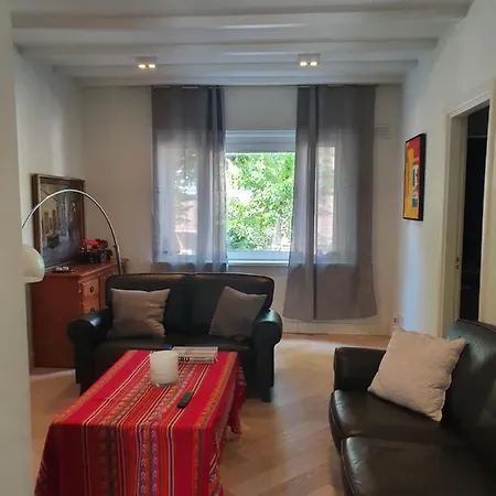 In Stadsdeel West Appartement