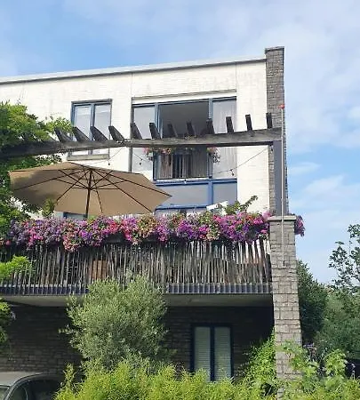 Apartamento Lovely 1 Bedroom With Garden Ámsterdam