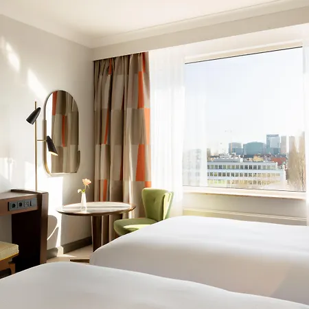 Hilton 5* Amsterdam
