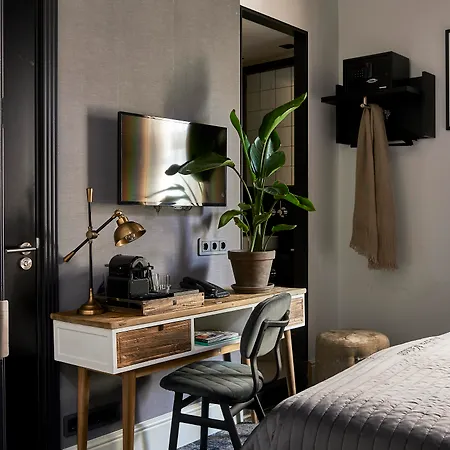 Piet Hein Hotel