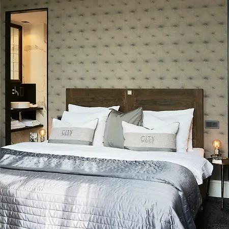 Hotel Piet Hein 3*