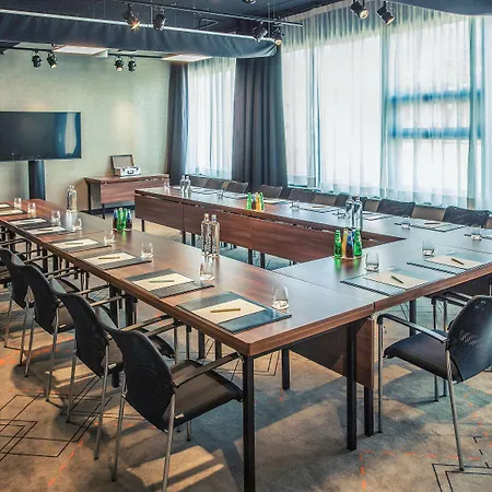 Hotel Mercure Sloterdijk Station 4*