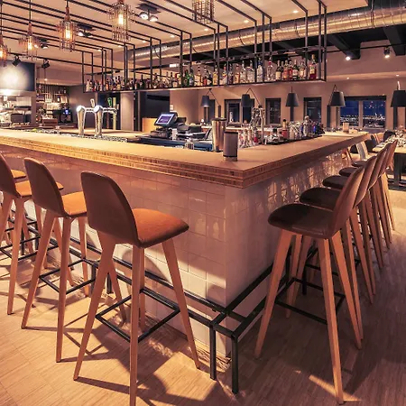 Mercure Sloterdijk Station 4*
