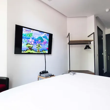 Hotel The Arcade 3*