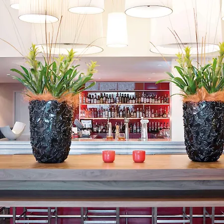 Moevenpick City Centre 4*