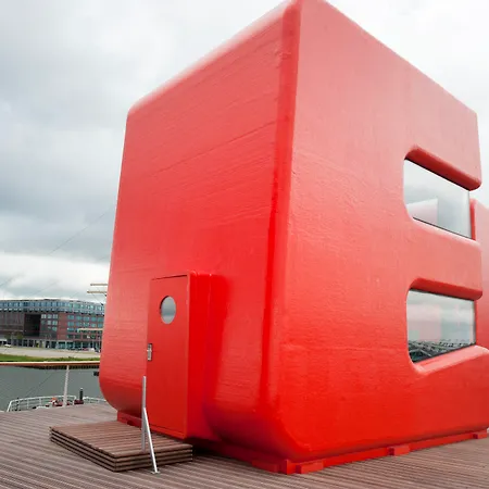 Botel Hotel