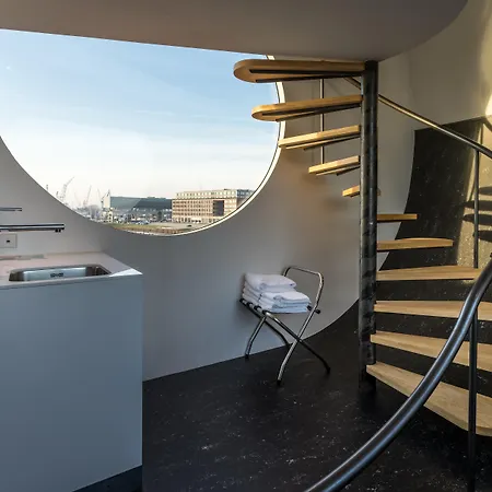 Botel Hotel