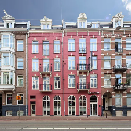 De Paris Hotel 3*