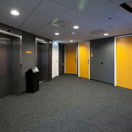 Easyhotel Arena Boulevard