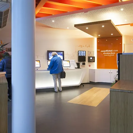 Hotel Easyhotel Arena Boulevard Amsterdam