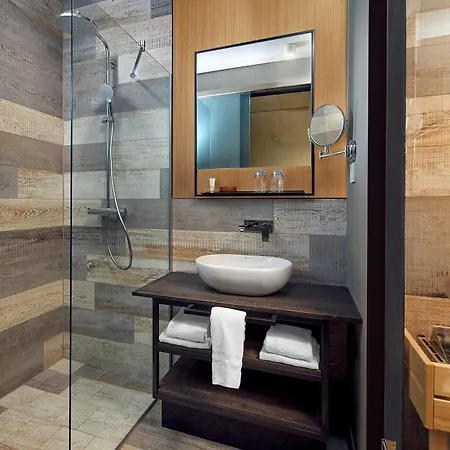 Inntel Landmark מלון 4*