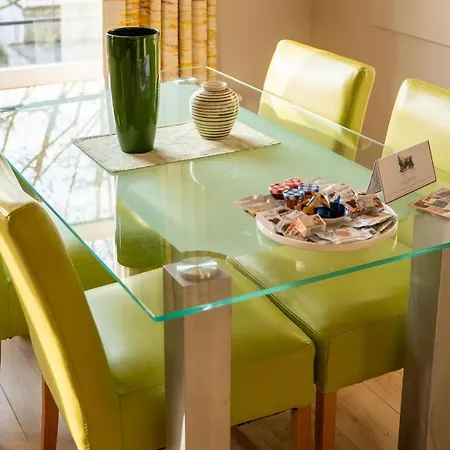 Dutch Masters Short Appartement