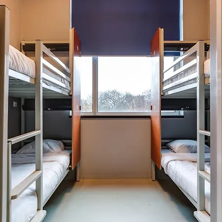 Clinknoord Hostel Хостел *