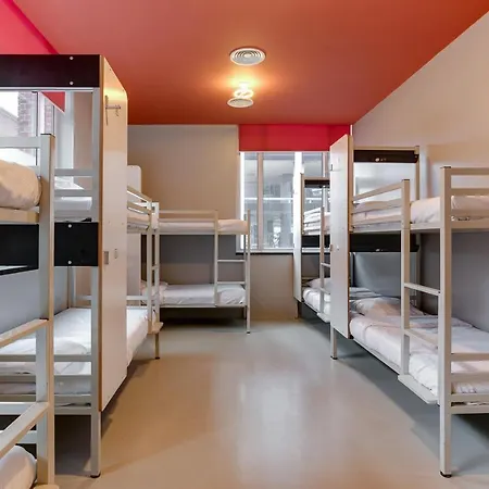 Хостел Clinknoord Hostel *