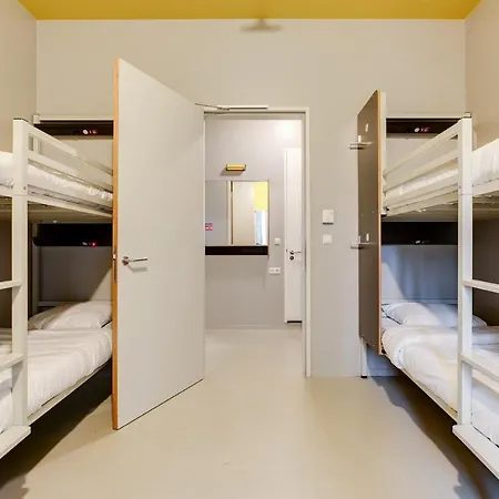 Clinknoord Hostel Хостел