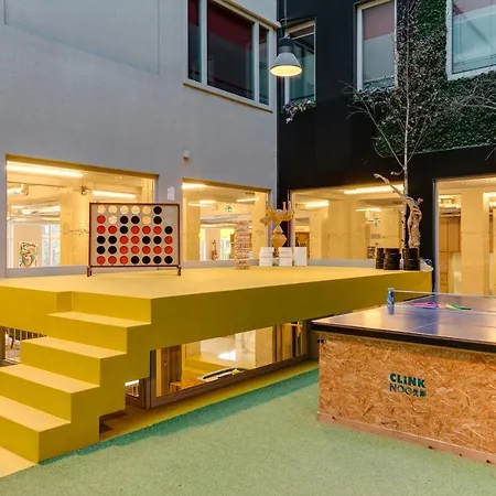 Clinknoord Hostel * Амстердам