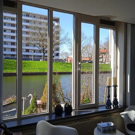 West 2* Amsterdam