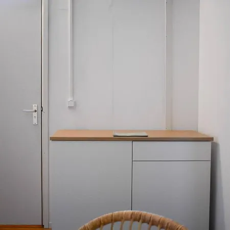 Private 4p Top Floor - Privatunterkunft