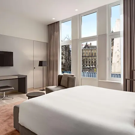 Hotel Anantara Grand Krasnapolsky