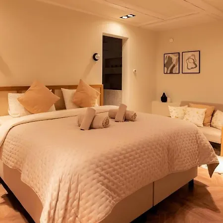 公寓 Newly Renovated Luxurious 200 Sqm Loft In Centre *