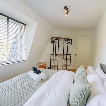 Villa Brand New Luxurious 6 Bedroom In Ámsterdam