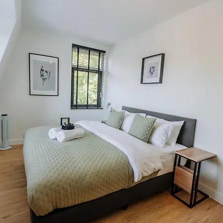 Brand New Luxurious 6 Bedroom In Ámsterdam