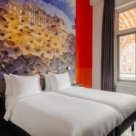 Hotel The Manor 4*