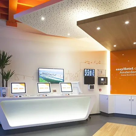 Hotel Easyhotel Arena Boulevard 2*