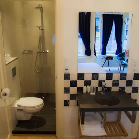Hotel Rembrandt Square Center 3*