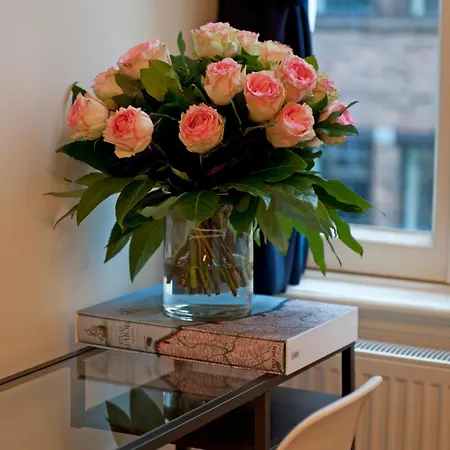 Rembrandt Square Center 3*