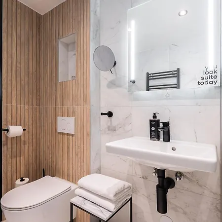 Limehome Leidsekruisstraat Отель Амстердам