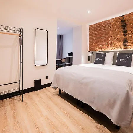 Limehome Leidsekruisstraat * Амстердам