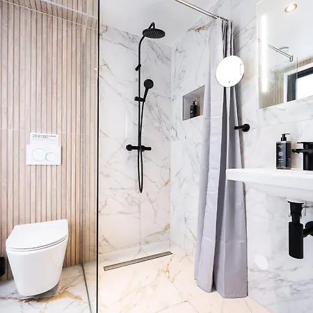 Отель Limehome Leidsekruisstraat Амстердам