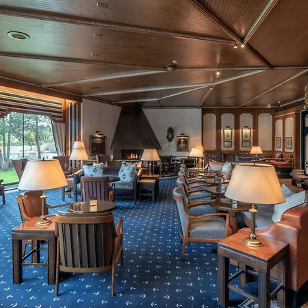 Hilton Hotel 5*