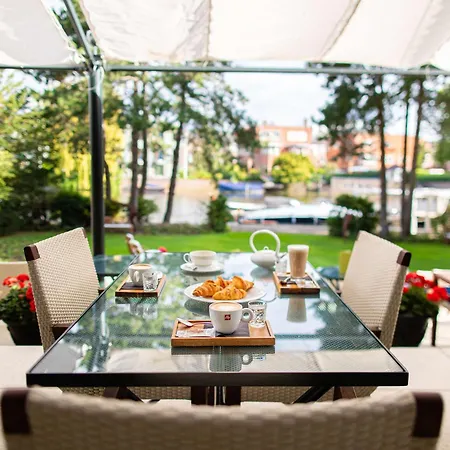 Hilton 5*