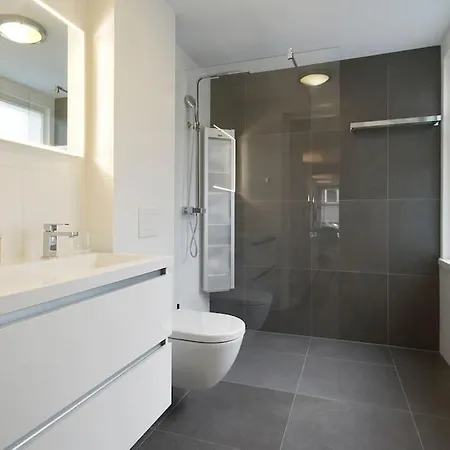 New 4p Renovated @best Location Jordaan Kro *