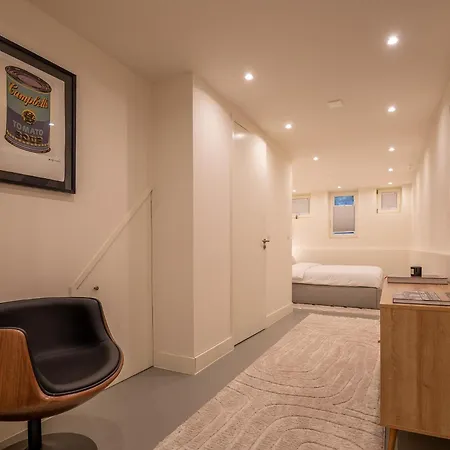 Elegant & Unique Canal House In Famous Canal Area * アムステルダム