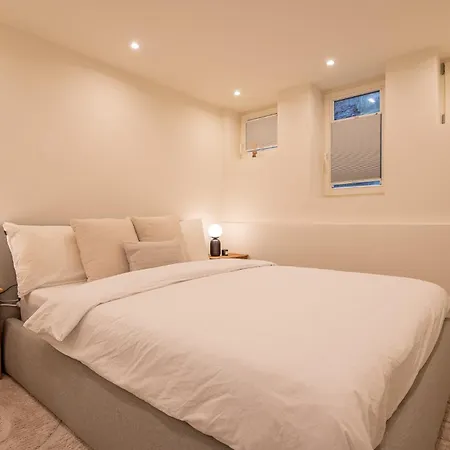 Elegant & Unique Canal House In Famous Canal Area ヴィラ