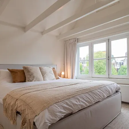 Elegant & Unique Canal House In Famous Canal Area ヴィラ アムステルダム