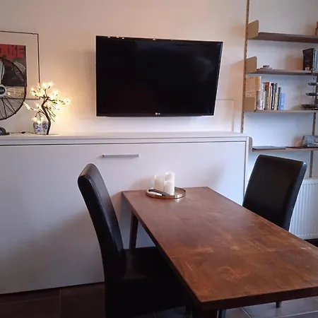 West 2* Amsterdam