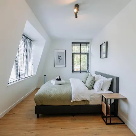 Brand New Luxurious 6 Bedroom In Ámsterdam