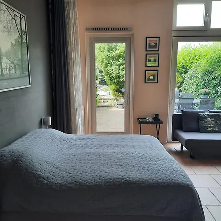 Quarenta Bed & Breakfast Amsterdam
