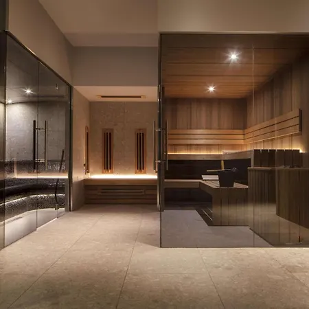 Anantara Grand Krasnapolsky Hotel 5*