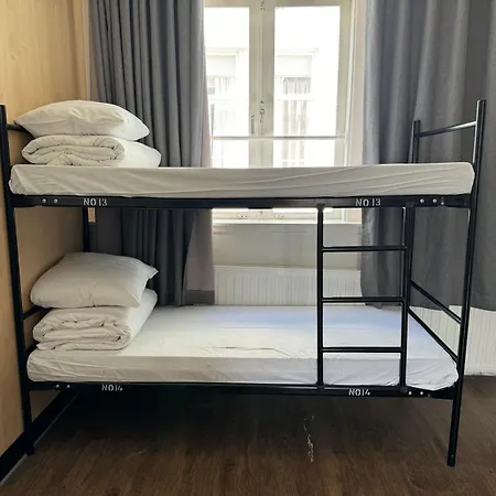 Xplore Hostel