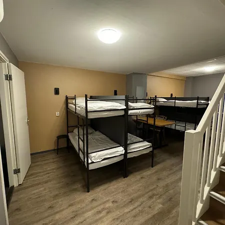 Xplore Hostel